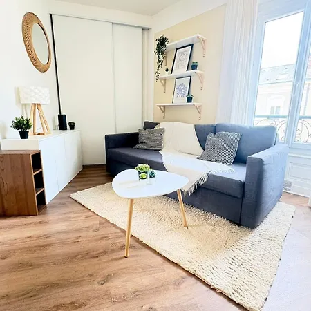 Daire T2 Cosy & Elegant- Lumineux- Equipe - Proche Gare - *